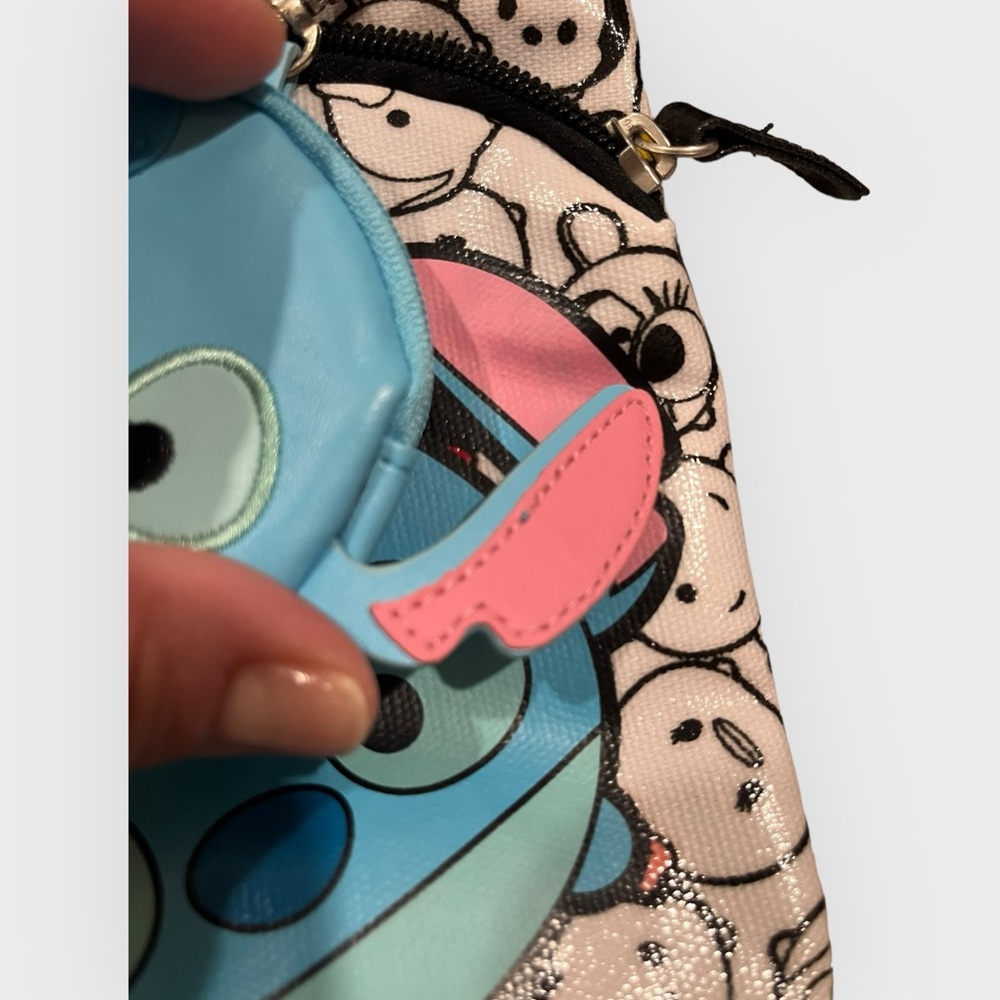 Disney Tsum Tsum collectable purse - Picture 5 of 13